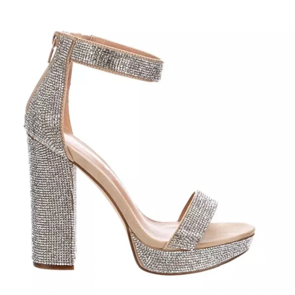 Women- Dress Shoes MADDEN GIRL SIREN Platform Rhinestone Sandal Silver Size 8 - Picture 10 of 12